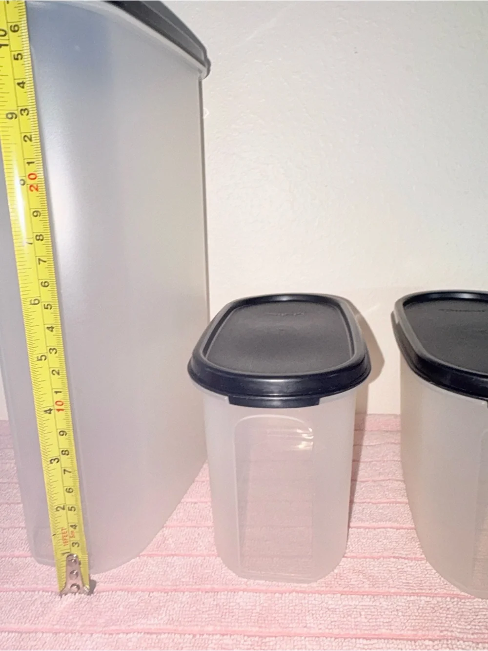 Set of 3 Modular Mates container.             (2oval 4 1/2”H). (1 oval 11 1/4”H)